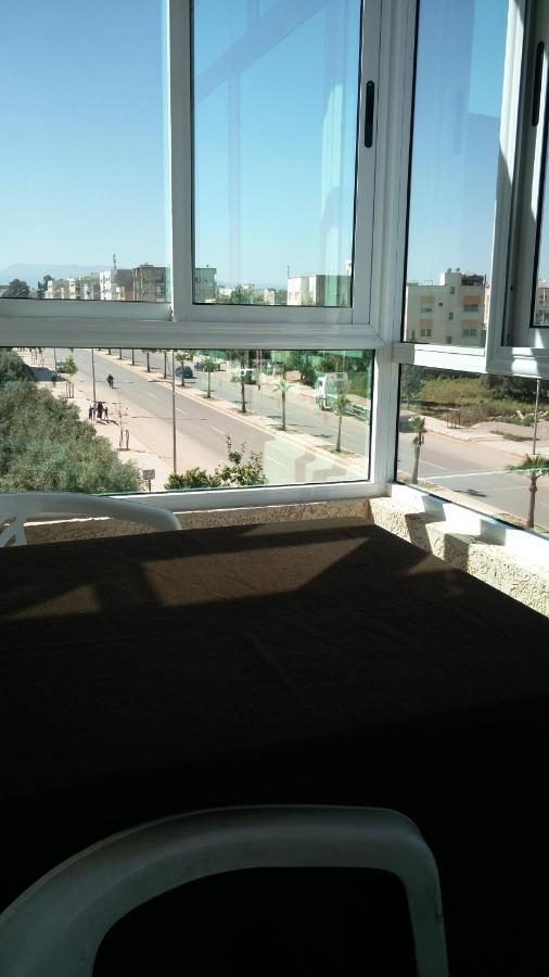 Logement Hotel Et Navette Gratuite Fès Exterior foto
